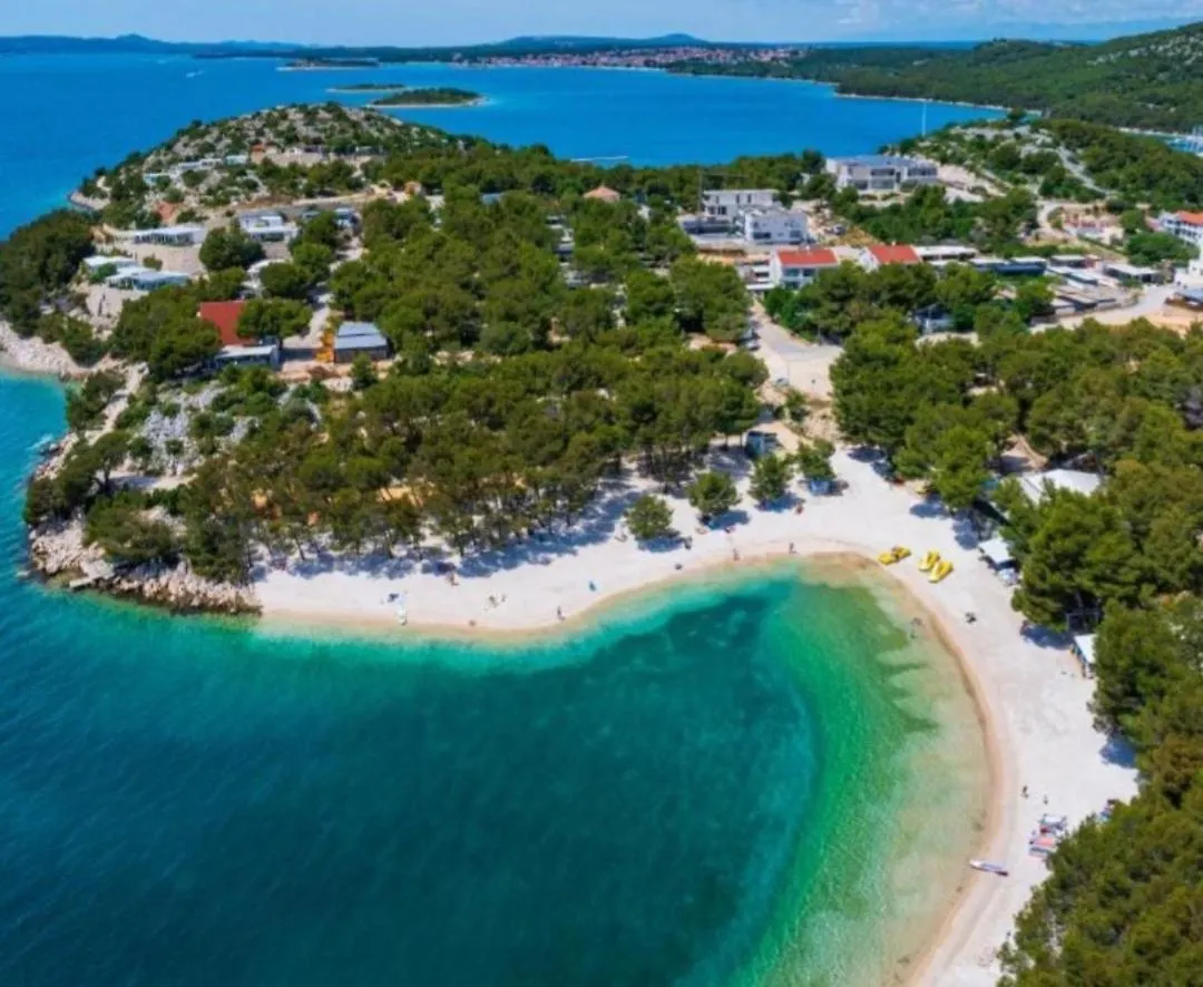 Holiday home Mobile Homes Eco Resort Beach Porat, Drage