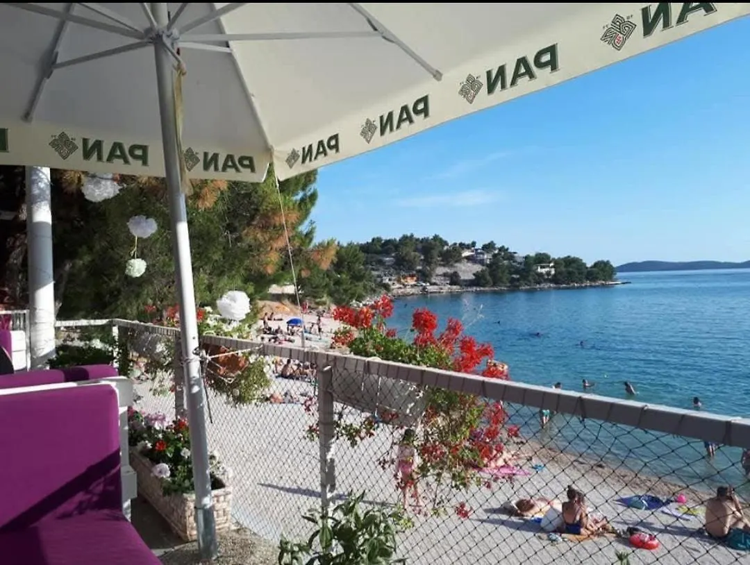 Holiday home Mobile Homes Eco Resort Beach Porat, Drage